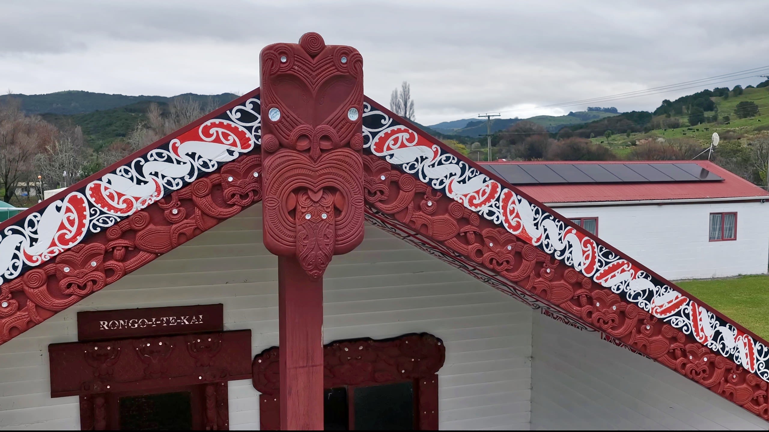 An image of Rongo i te Kai marae fitted with solar panels to improve resilience in power outages.